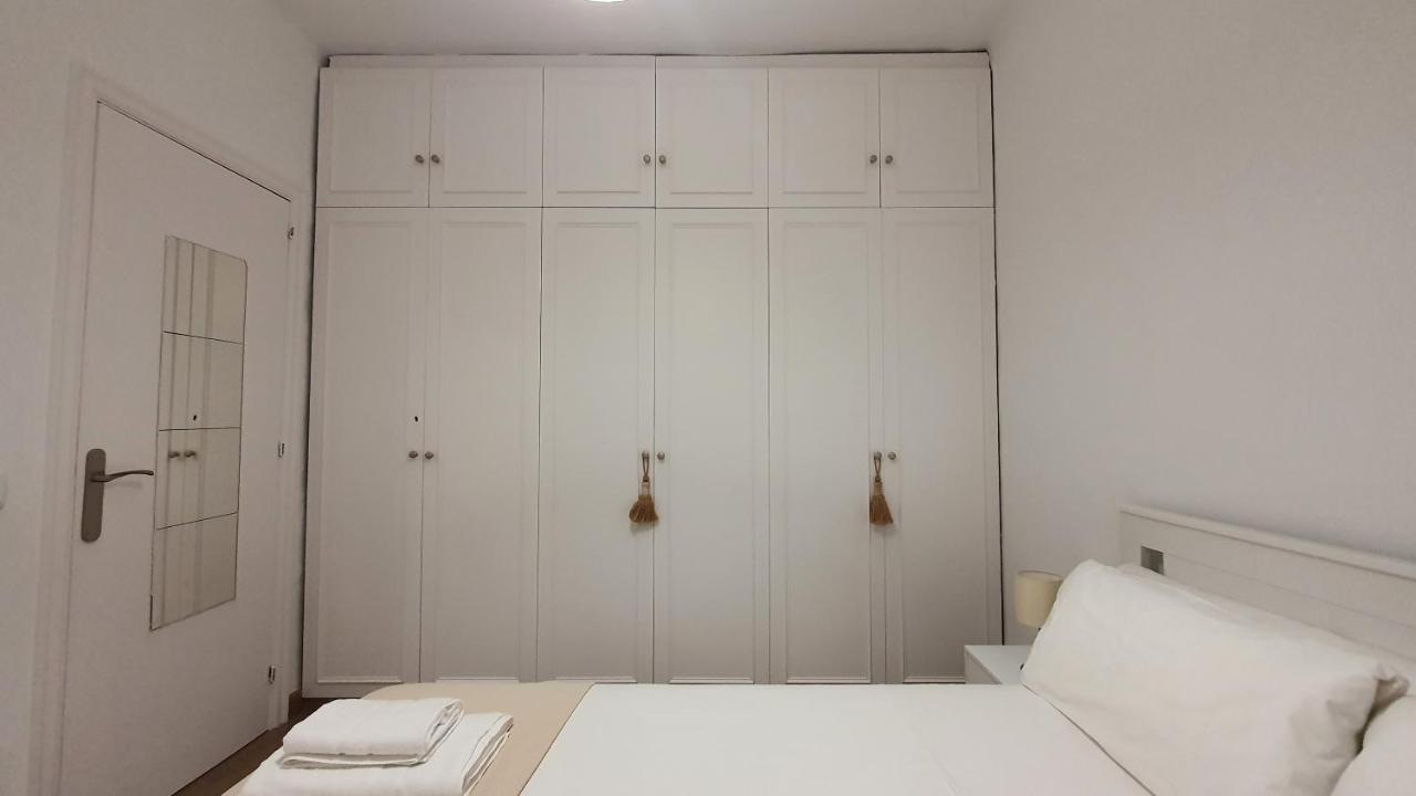 Opening Doors Sagrada Familia Apartment Barcelona Bagian luar foto