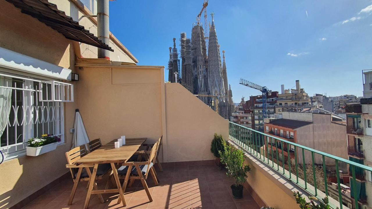 Opening Doors Sagrada Familia Apartment Barcelona Bagian luar foto